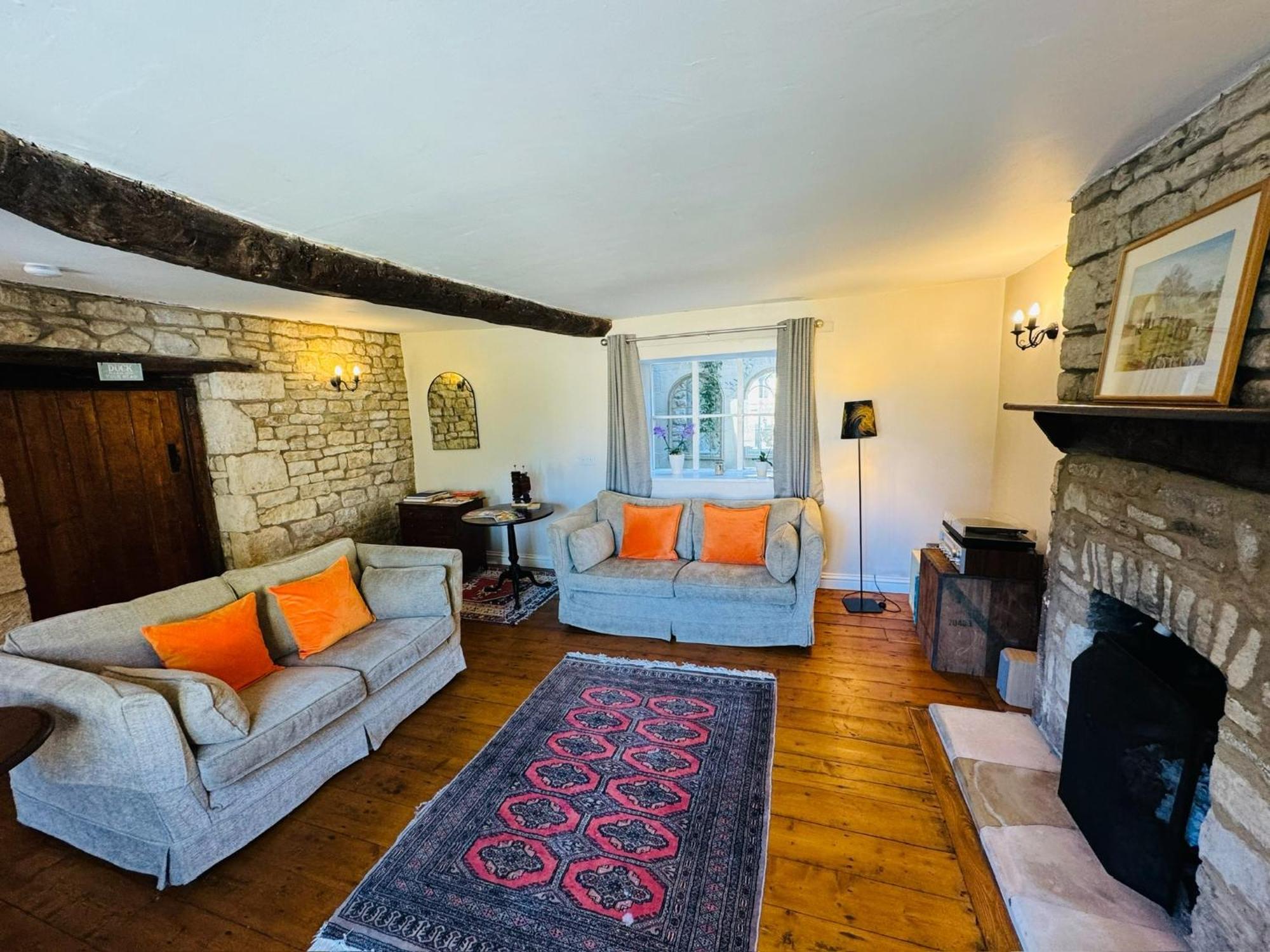 Springbank By Maisonpro Stroud (Gloucestershire)